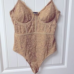 Lace bodysuit by Faded Rose size M